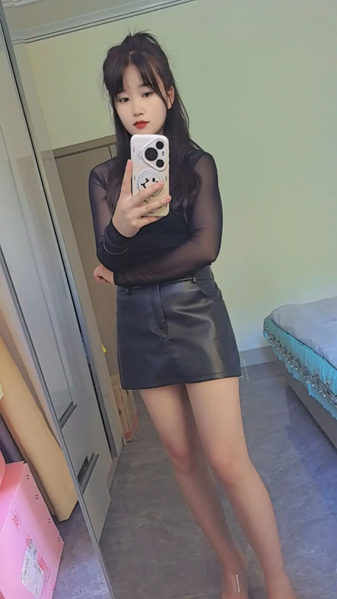 不要以为吃了一顿饭，喝了一顿酒，他就是你的人脉，不信的话，你让他帮你办...