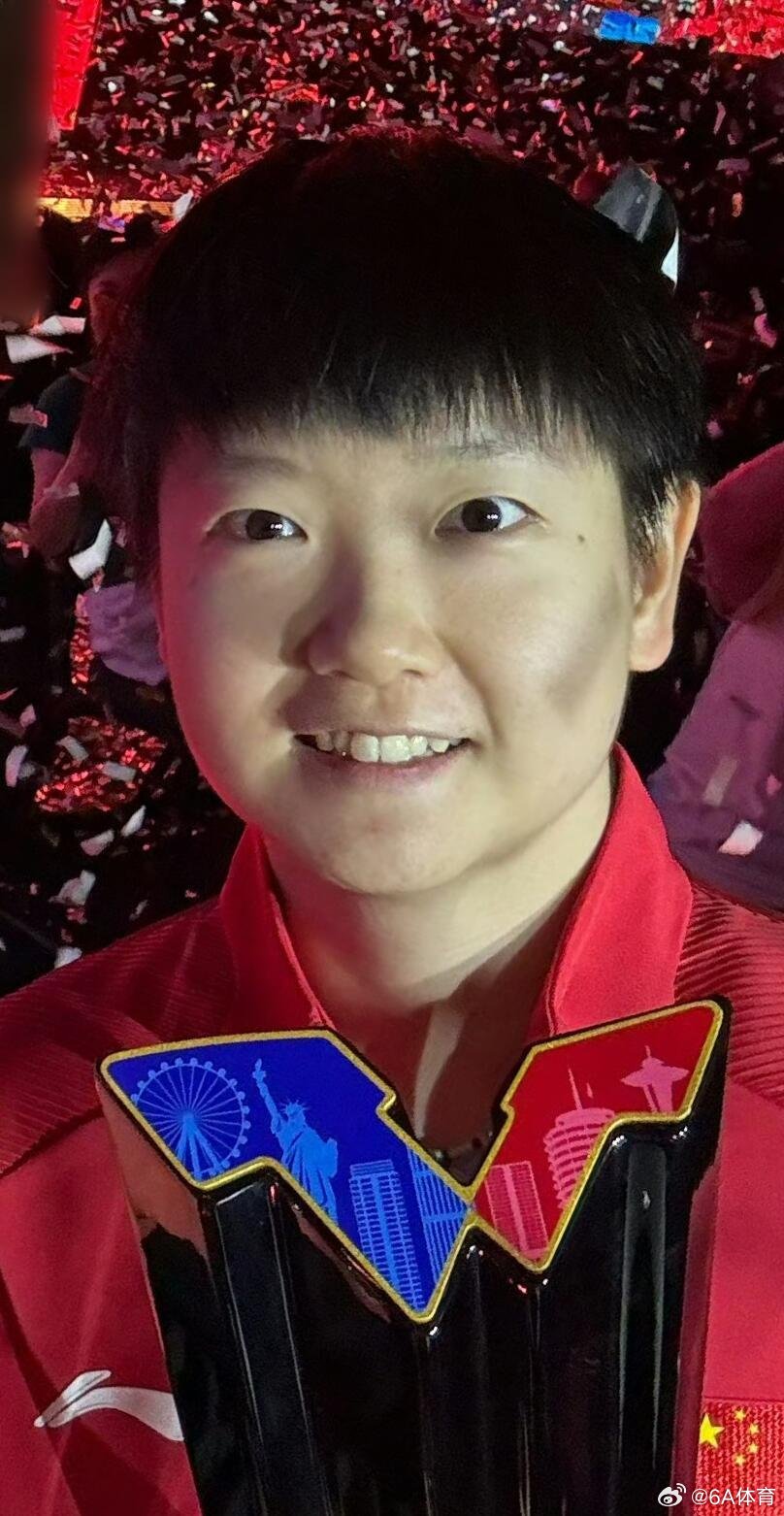 孙颖莎美国大满贯冠军自拍2026年WTT美国大满贯赛后，所有项目冠军都留下了自拍