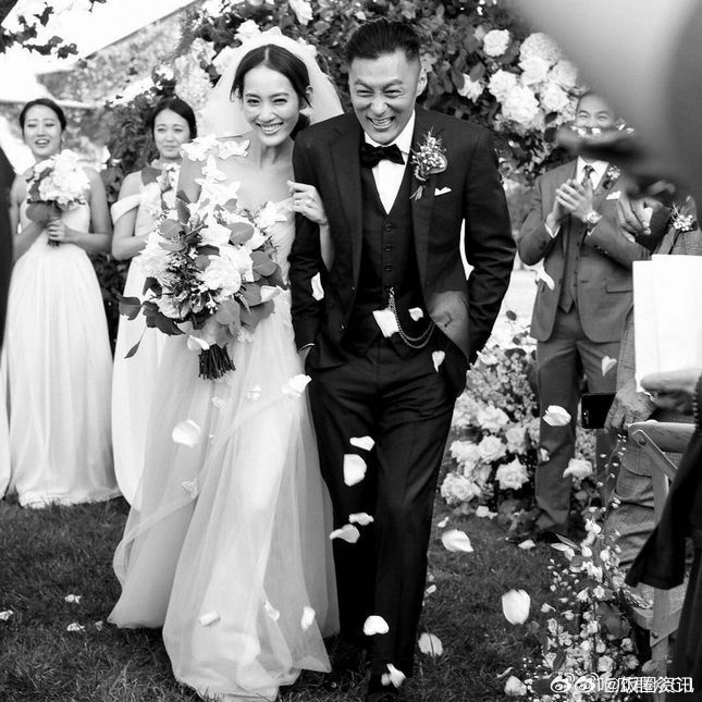 余文乐九年婚姻体面结束往后我们永远是家人 相伴九载温柔收尾，不吵不怨，余生换家人