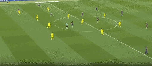 一个事实：不管队友踢的多好，只要佩德里在，他永远是巴萨最大的指望。在亚马尔上演帽