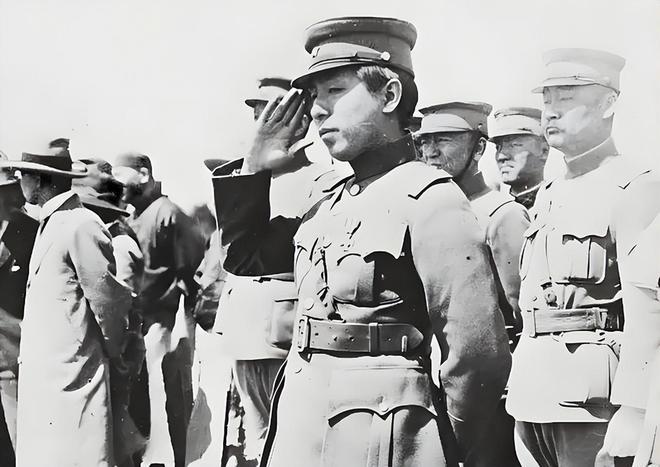 1930年,东北陆军步兵第二十三旅旅长马廷福率领手下几个团长来见于学忠，声称:“