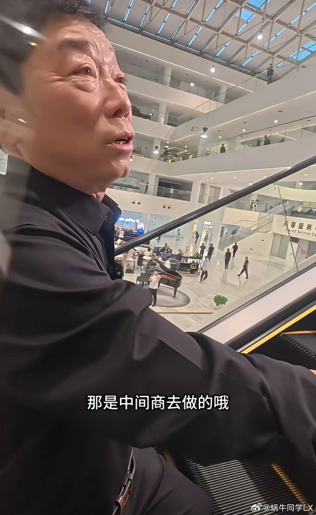 贾跃亭在美国发布的MPV新车FX Super One被指抄袭长城，于是有媒体问长