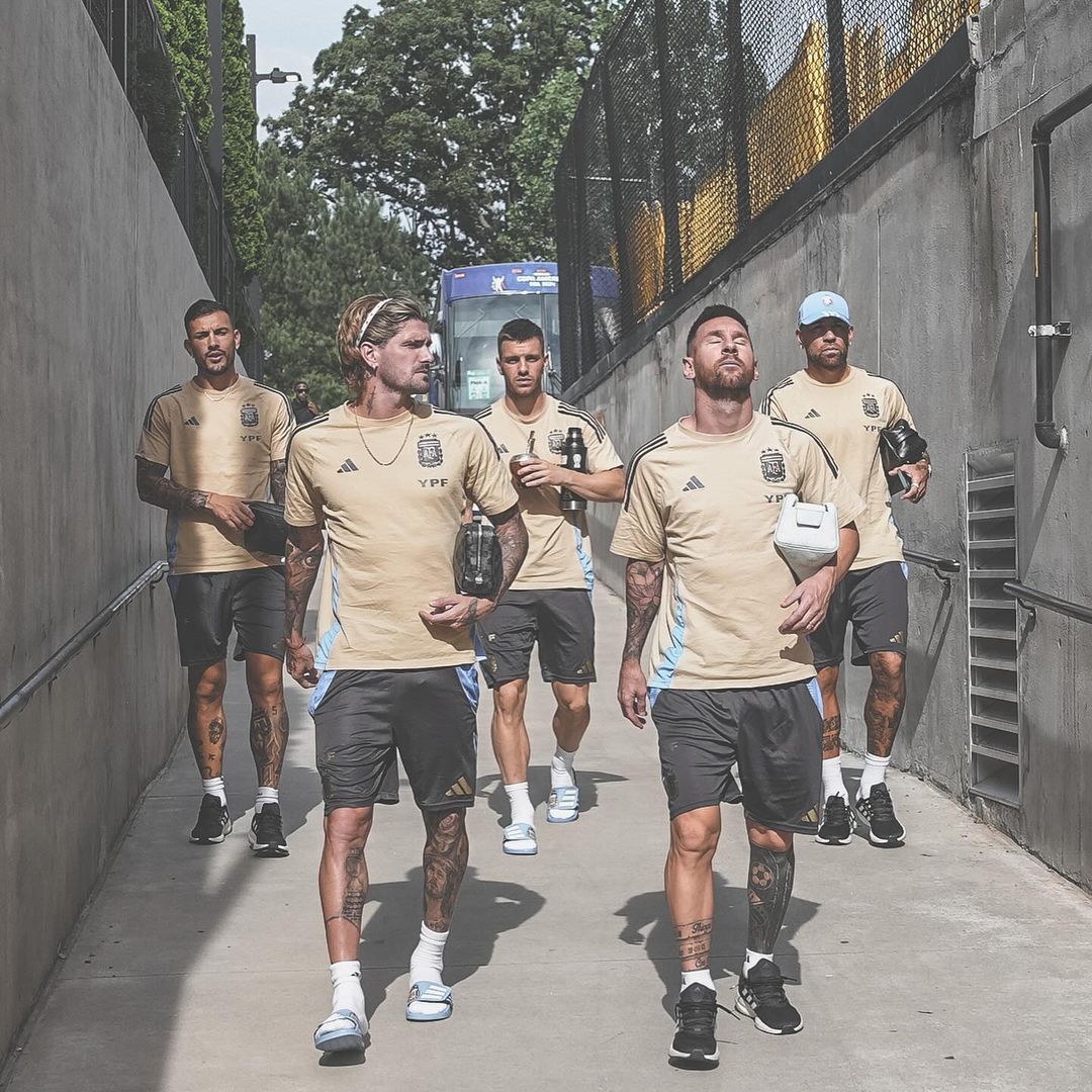 梅西最新ins[可怜][可怜][可怜]#2024美洲杯# ​​​