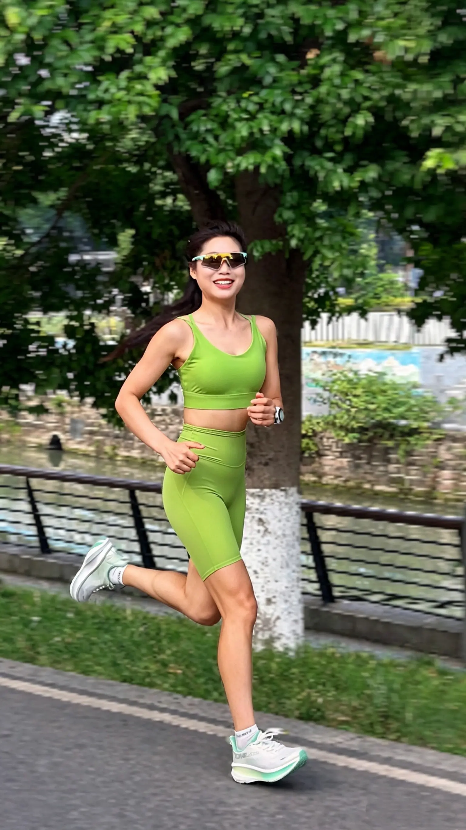 夏训的痕迹藏不住🤗。
