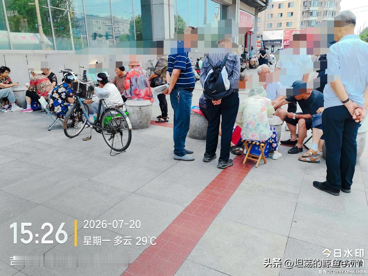 坐标吉林市， 2026年7月21日上午08:05分，发现现在的大润发解放北路店的