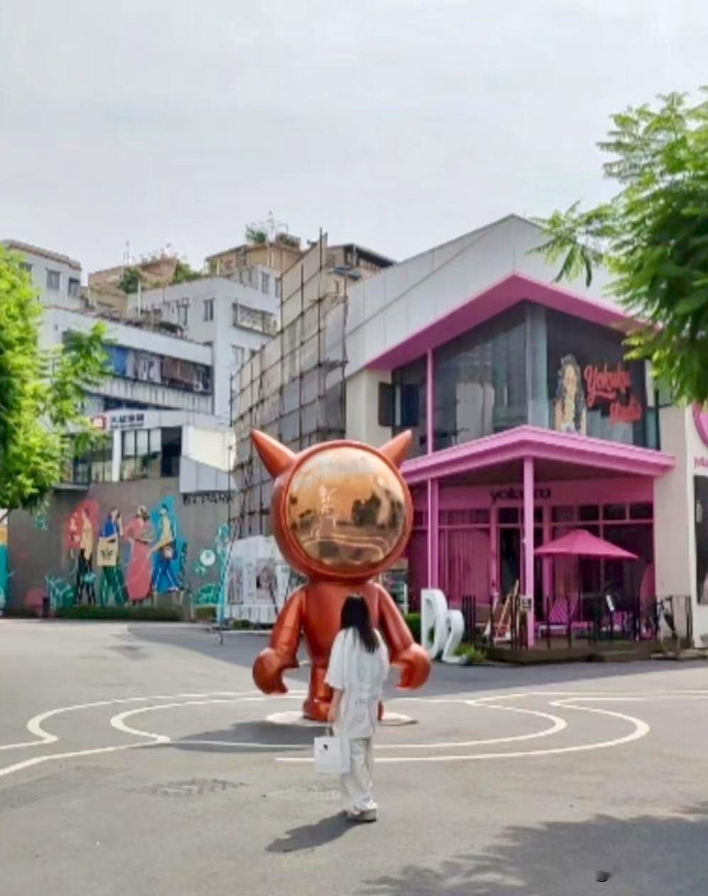 广州西城智汇Pαrk(免费)
地址‌：
广州市白云区西槎路31路
交通: (仅供