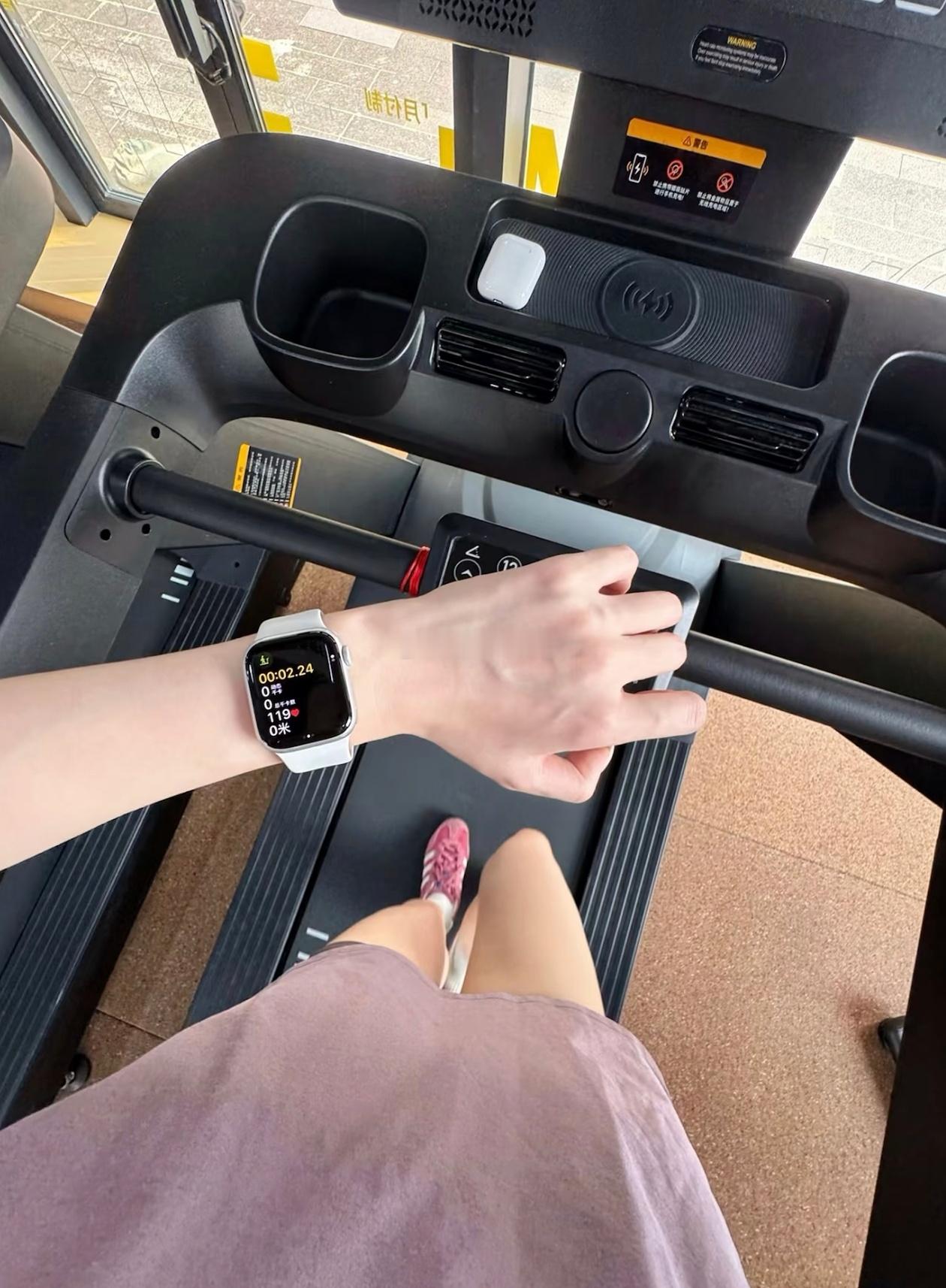 各位早呀，睡醒了嘛？现在开始爬坡，等我爬完会不会有68个赞？[可爱][可爱] ​