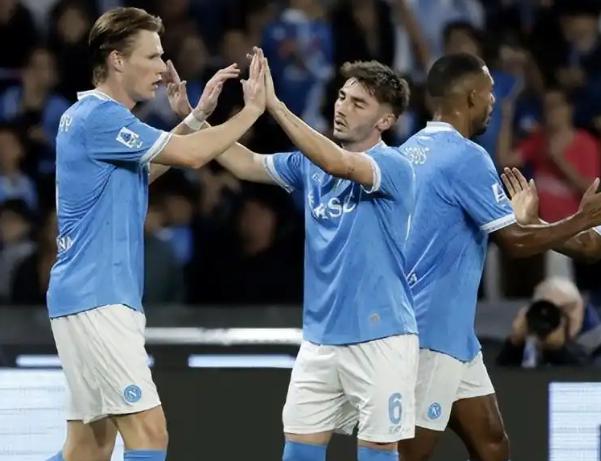 北京时间10月29日，明天的意甲第9轮安排了两场比赛：

第一场01：30，莱切