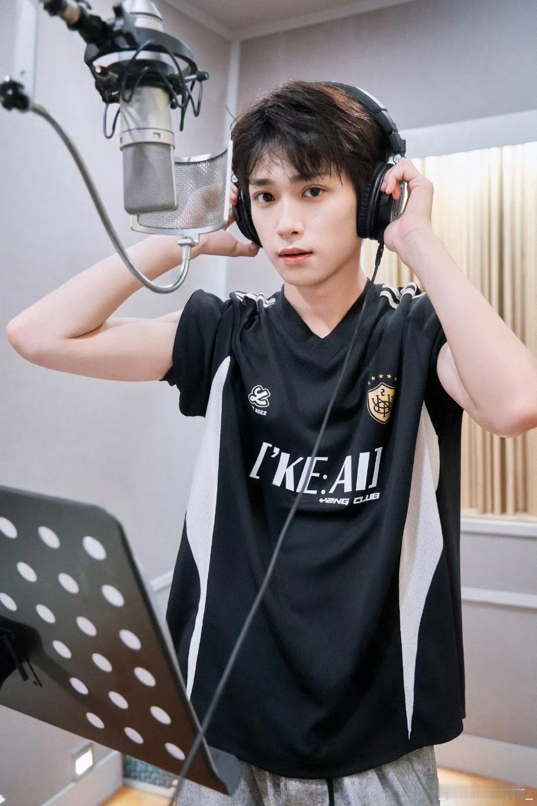 梓瑜录音随拍梓瑜录音棚随拍 梓瑜录音随拍 ​​​