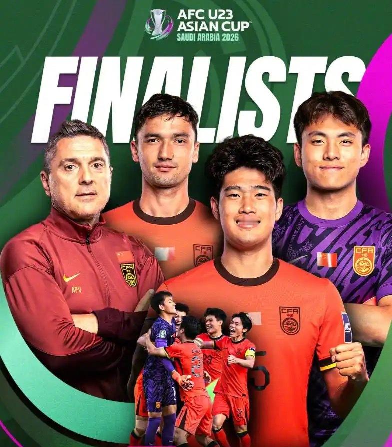 上半场日本进的2个球，都源于咱们在禁区附近的处理失误造成的丢球，下半场防守时需要