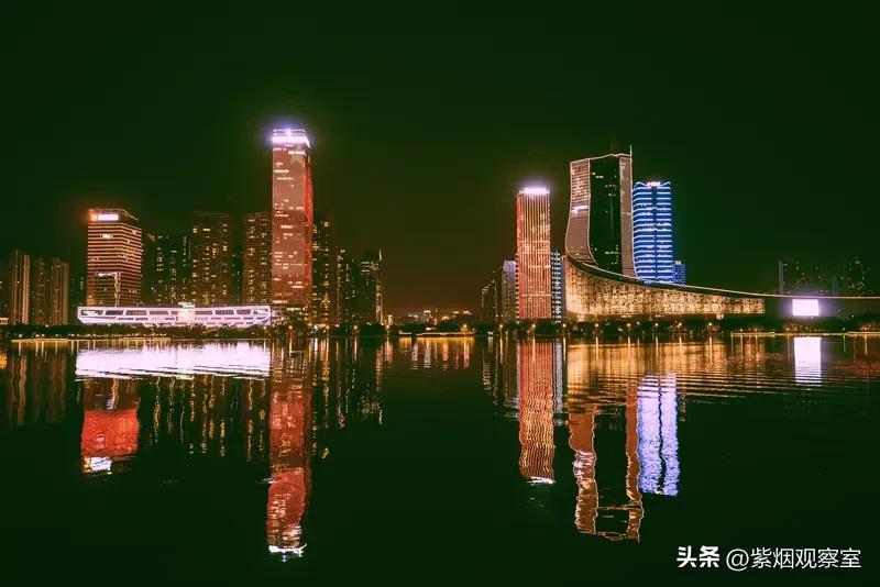 实话实说，合肥真的有超越南京的底气，三点原因看得很明白
 
经常看到网上拿南京和