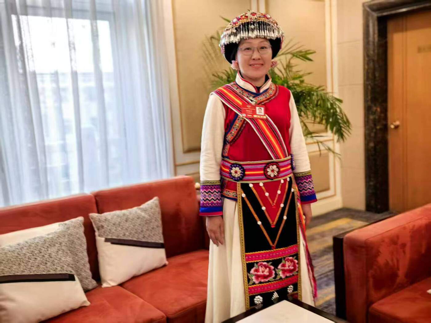 全国政协委员高继兰：加大边疆教育扶持力度 筑牢民族幸福根基