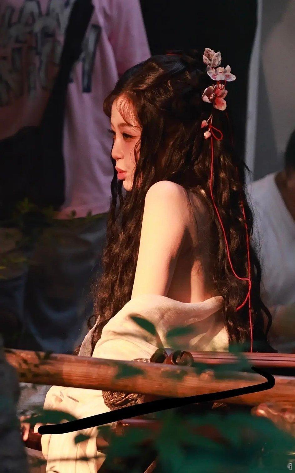虞书欣这侧脸这么虐到底怎么当上演员的还是女主