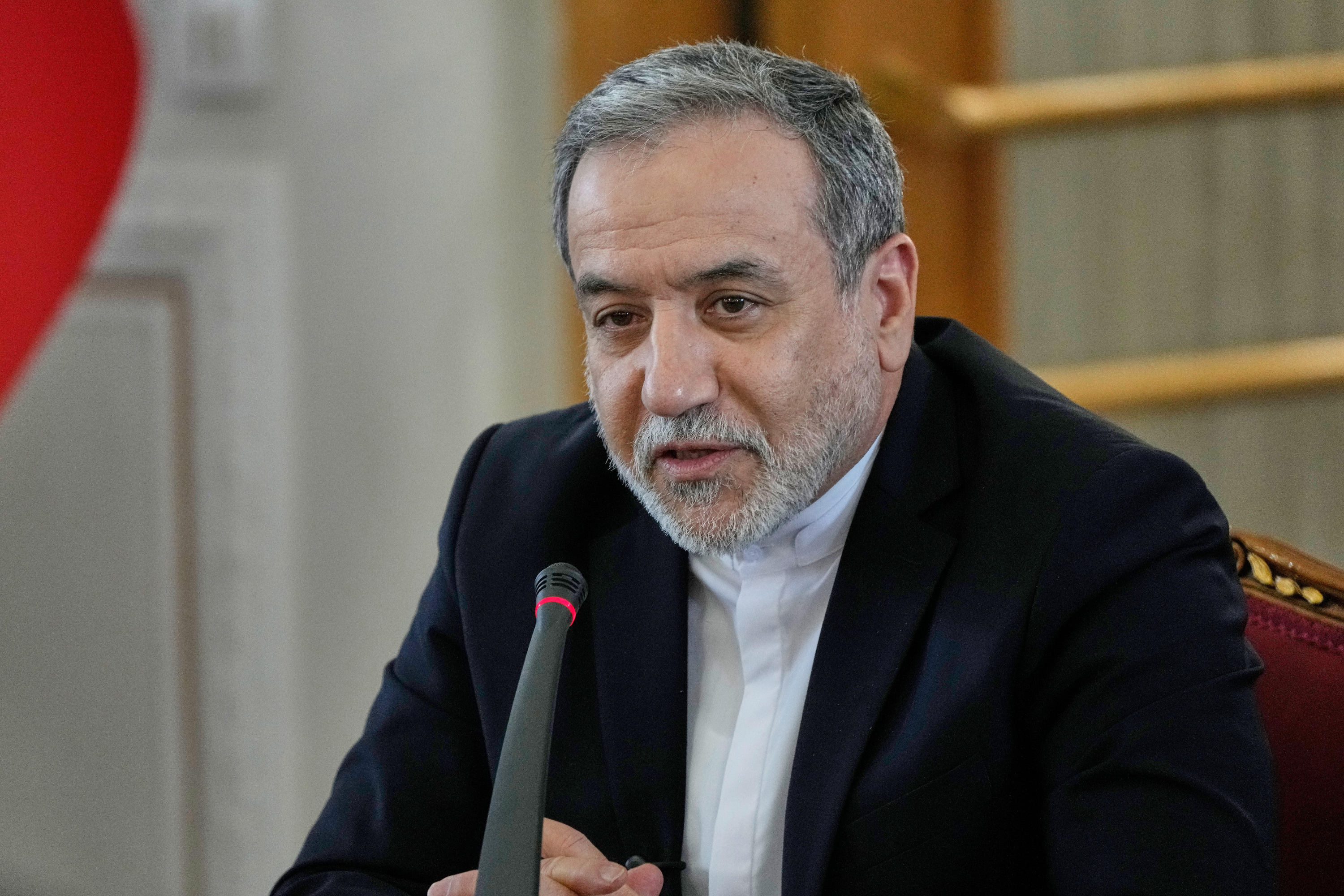 #伊朗称美国恢复核试验是倒退#【伊朗：美国恢复核试验“倒退且不负责任”】#美国宣