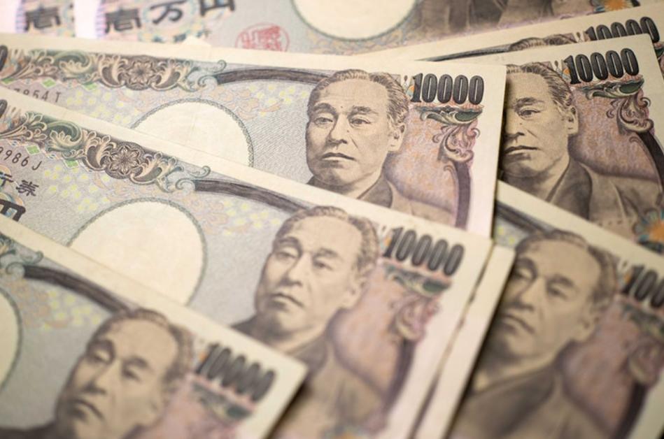 日元逼近160关口！日本打响贬值保卫战，加息+汇率干预双箭齐发
 
《日本经济新