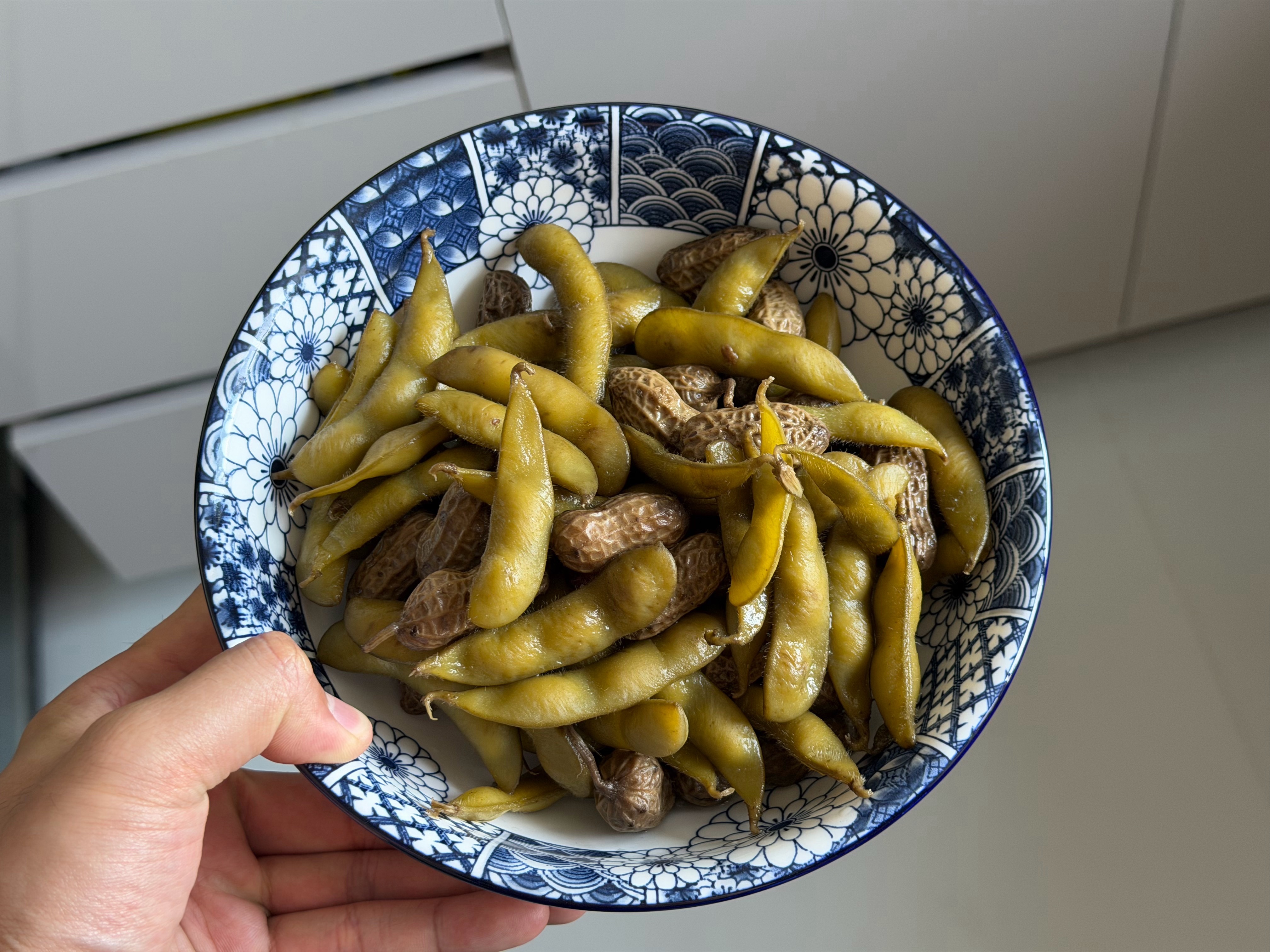欧哥今晚吃点 花毛一体 & 煎饺，还是很地道的