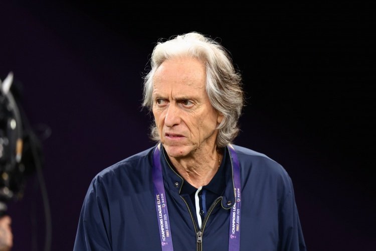 赛后热苏斯发言本赛季哪支球队能够阻止利雅得胜利前进？热苏斯："我不知道。但世界上