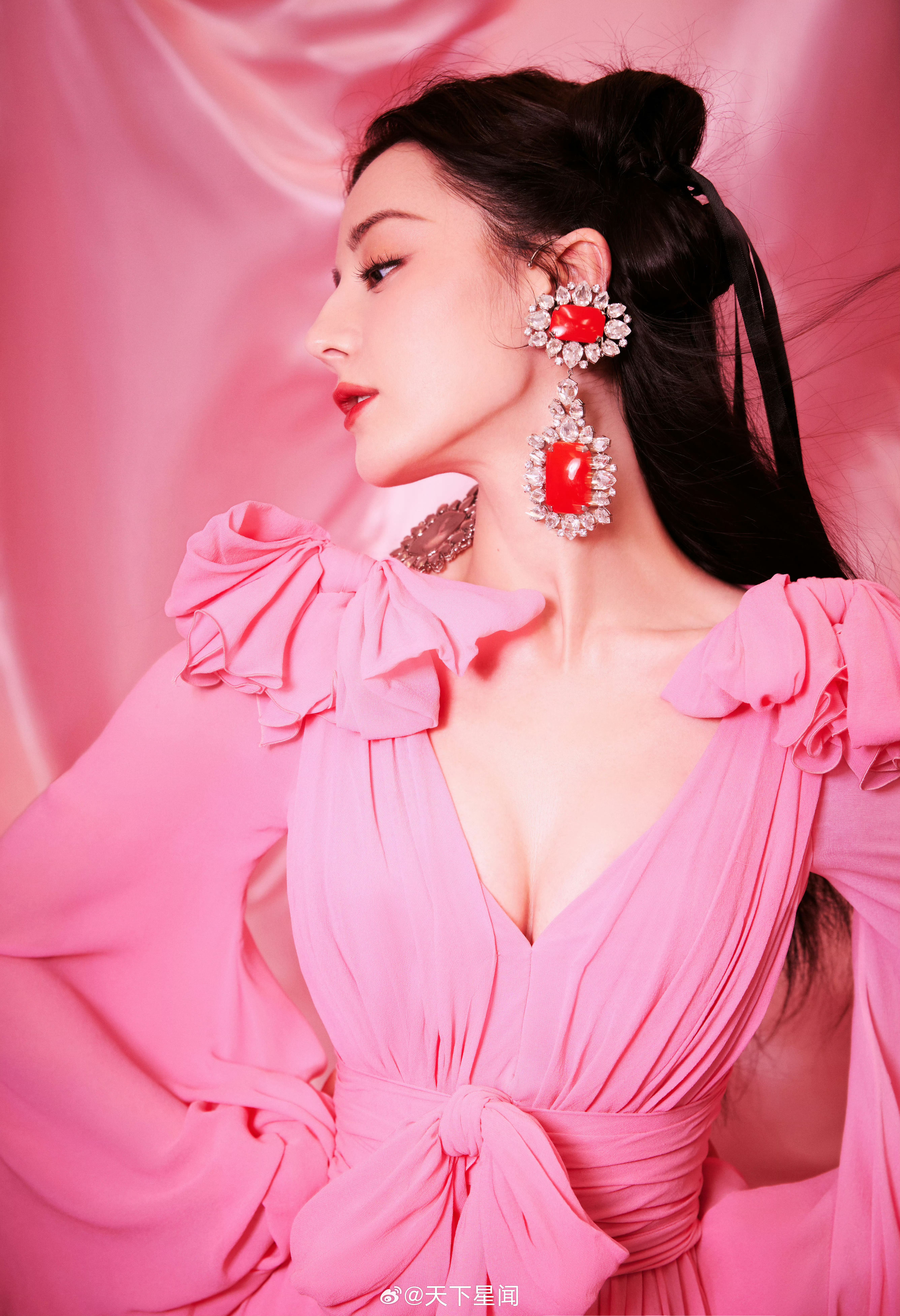 迪丽热巴 ​​​