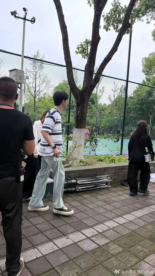 这是谁呀？我要发个寻人启事