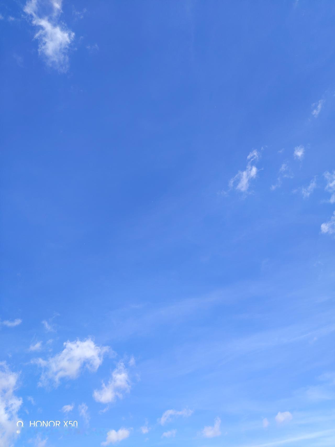 晒图笔记大赛 蓝天白云，晴空万里，心情舒畅！🌞😊