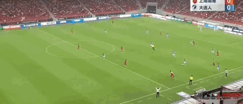 国门也顶不住36年的AK47[笑哭][笑哭]！这种状况，或许武磊可以做到，但阎相