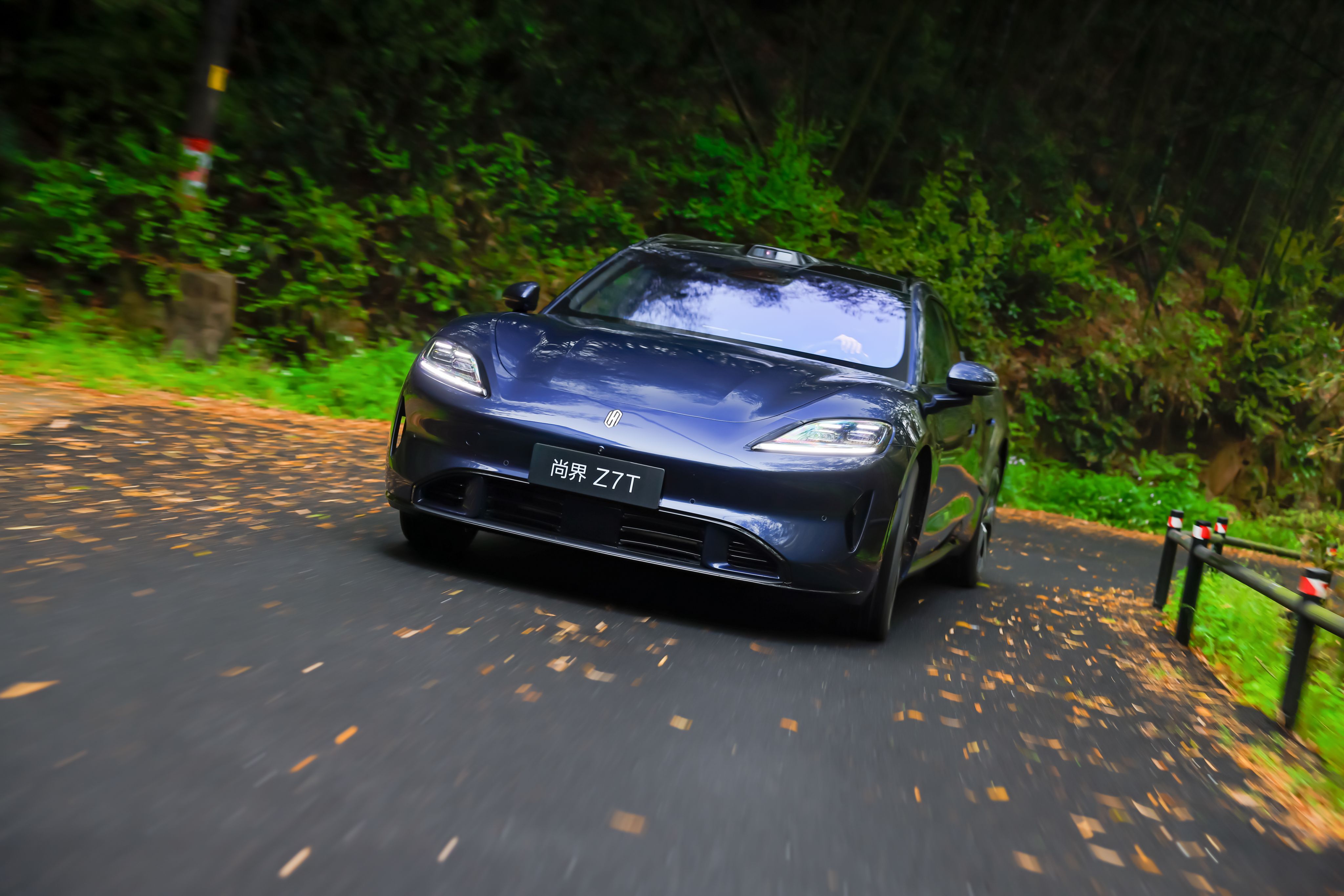 尚界Z7动态评测这次试驾体验，尚界Z7、Z7T属实惊喜！辅助驾驶方面，华为乾崑智