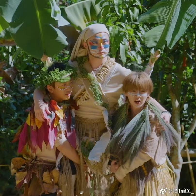 陈赫今天顶替鹿晗工作室哈哈哈哈哈陈赫晒鹿晗live图 陈赫晒的鹿晗庆生live图