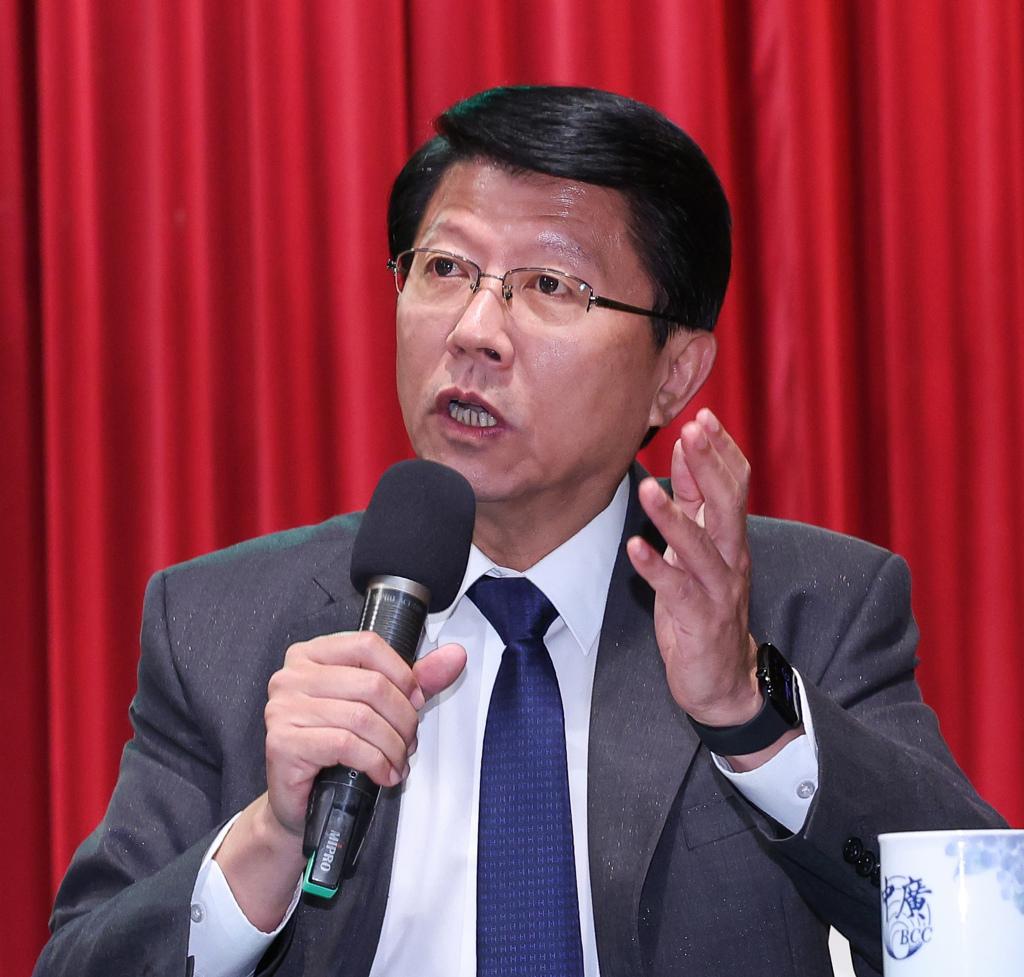 赖清德21日出席活动时，宣布台电已在准备核二、核三厂重启程序，计划将于月底送至核