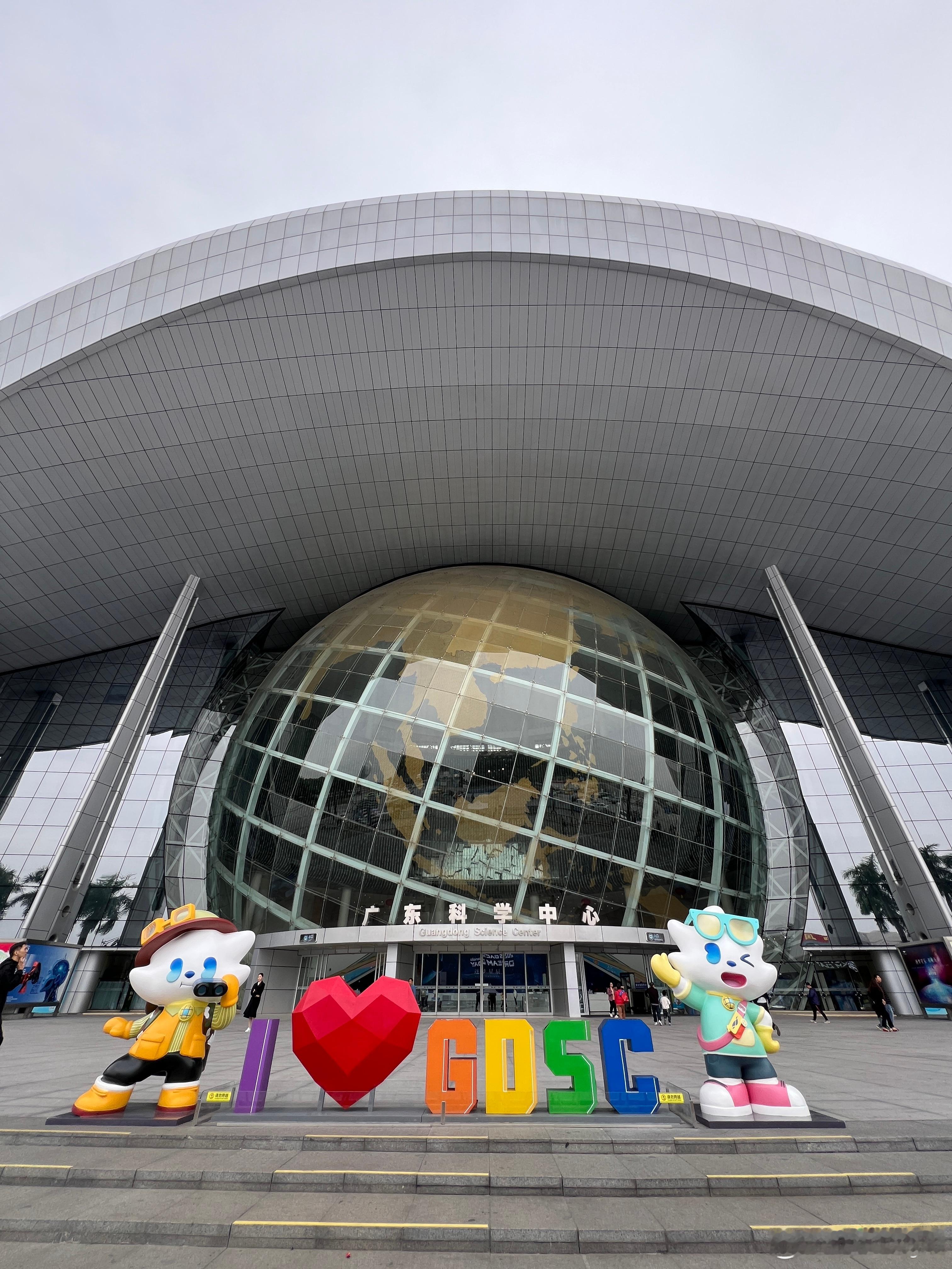 总体来说是非常有惊喜的周末除了拍摄之外还绕着广州的内环路跑了一圈今日驾驶里程：3