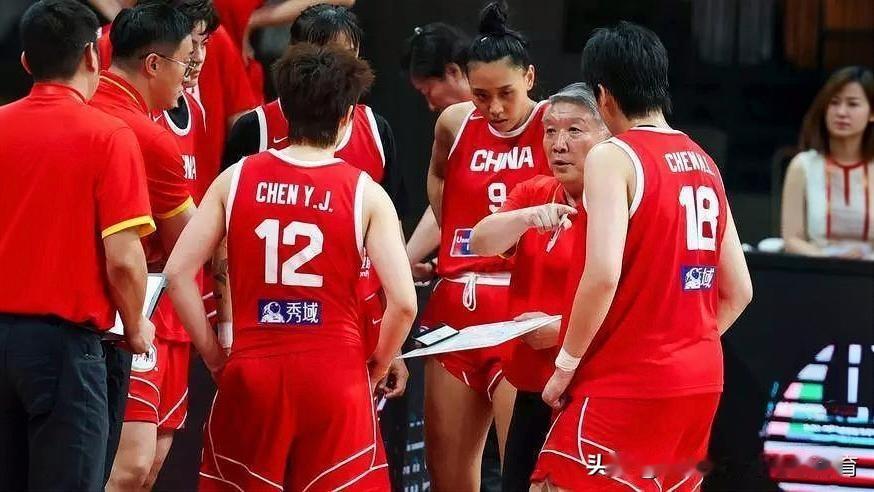 北京时间8月31日凌晨，在欧洲拉练一场热身赛中，中国女篮挑战世界排名前列的西班牙