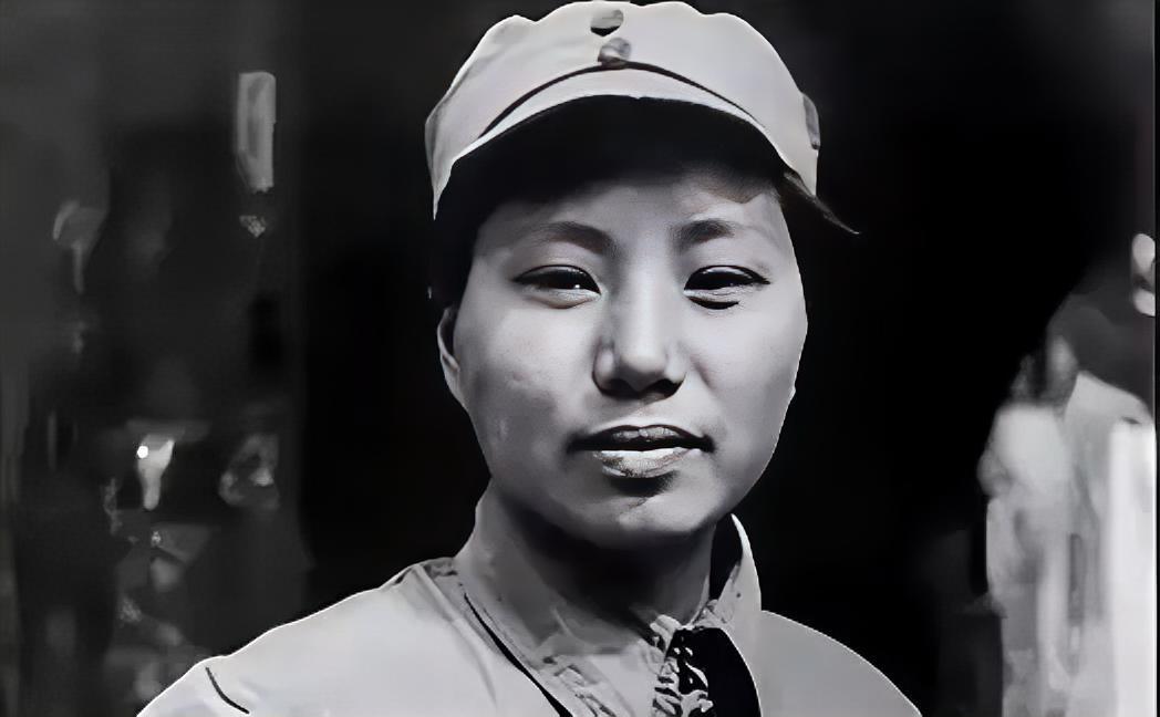 1950年，美女匪首吴珍子在甘肃被俘，面对审问，她红着眼，对审讯人员说：“实不相