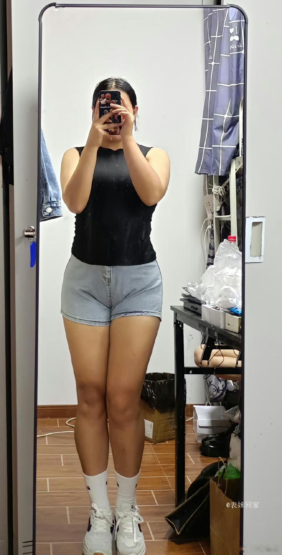 好喜欢这种肉狗的腿 ​​​