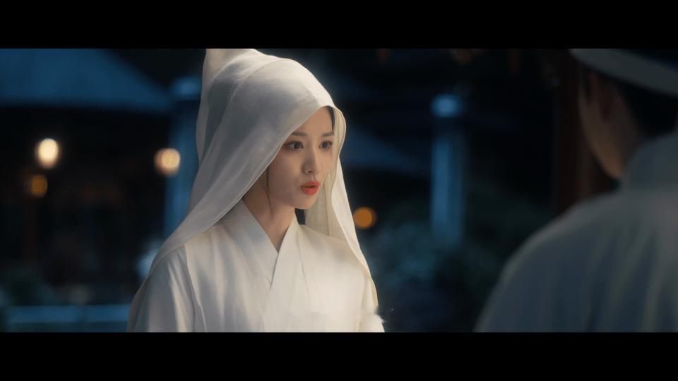 庾晚音的魅力是解决问题的能力 庾晚音男主生病其他人都着急忙慌不知所措时，庾晚音不