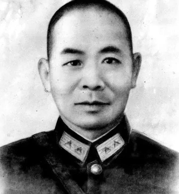 1950年，毛人凤告诉蒋介石——吴石是地下党。蒋介石大惊，顿时瞪大了眼睛，还连问