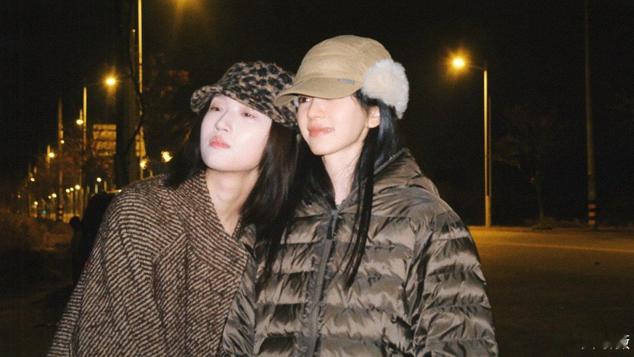 田曦薇晒和王佳怡合照 田曦薇王佳怡子夜归售后 田曦薇王佳怡子夜归售后🈶 