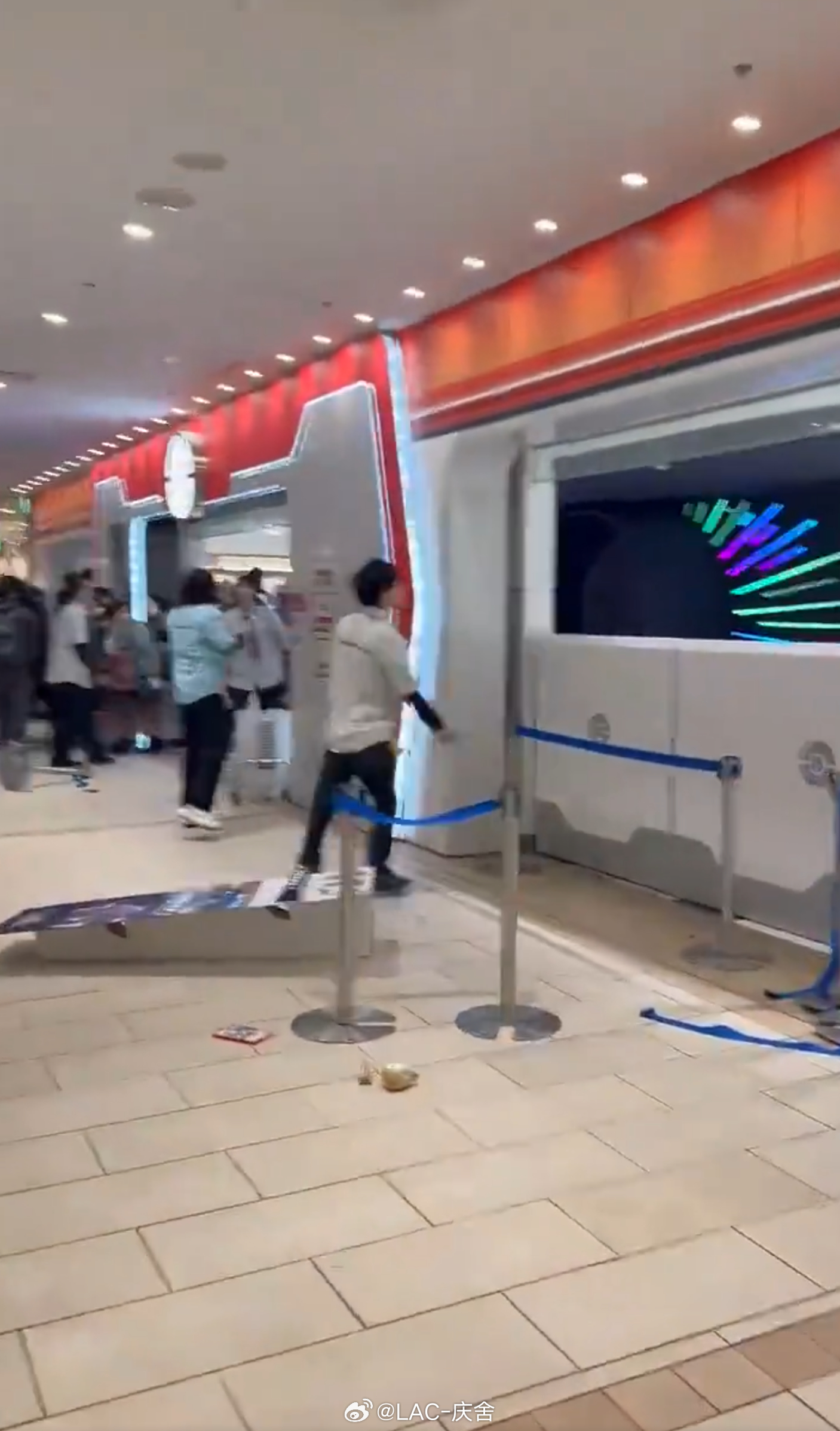 日本东京发生命案  21 岁女店员被前男友持刀伤害，凶手行凶后自残；女生早就报过