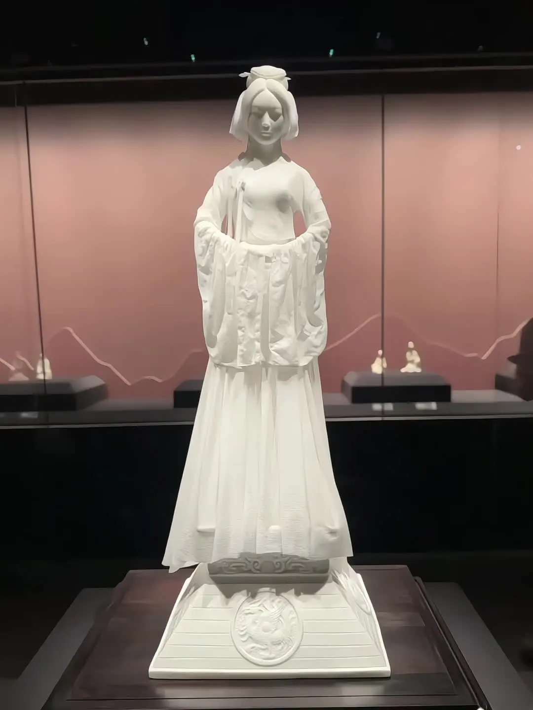 远看是纱 近看还是纱