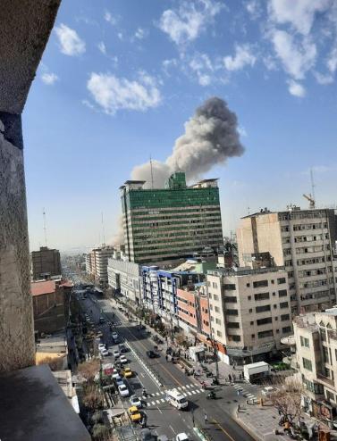 图文：伊朗发射两枚导弹，无人受伤；探测到第二次发射

以色列红十字会救护服务机构