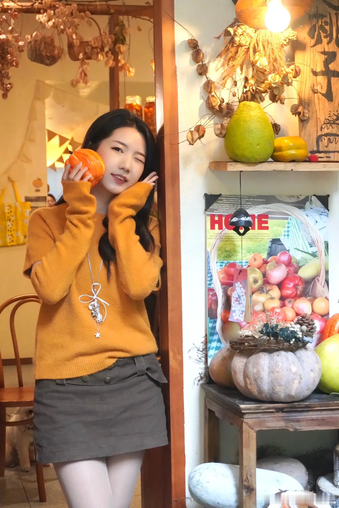 轻熟女神范儿[超话]美女精彩人像[超话] ​​​