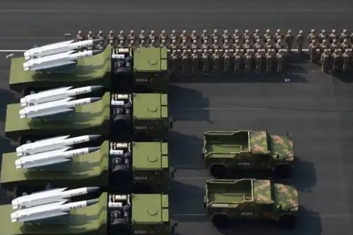 俄专家曾评价：中国很多武器性能超过美国，但都有一个共同缺点！中国的新式装备确实越