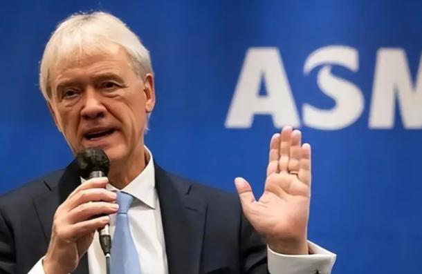 绝不谈判！永久关闭豁免窗口！中国打响光刻机反击战
 
中国这回，是动真格的了，面