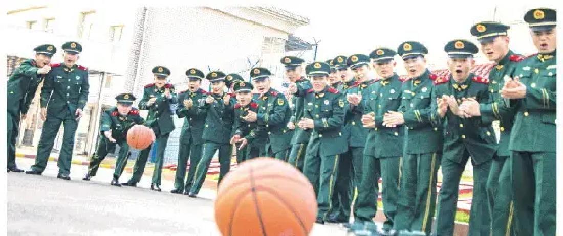 快讯！
武警广西总队桂林支队突然宣布了。
元旦假期，桂林的营区里安排了游园和小比