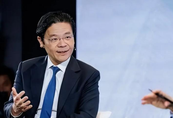 新加坡反了！越南也反了！中日关系紧张的时候，一个公然站队日本，并赴日接受旭日勋章