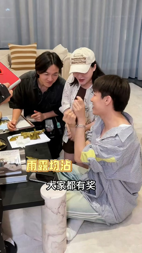贾乃亮朝哪个方向拜能找到这么好的老板啊！用心对待每一位员工，让我打杂我也去！ 