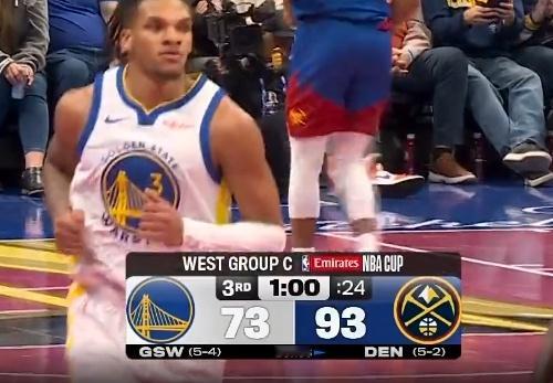 落后20分了这个阵容传来传去 传来传去 最后单打投篮 不如让巴特勒休息吧 年轻人