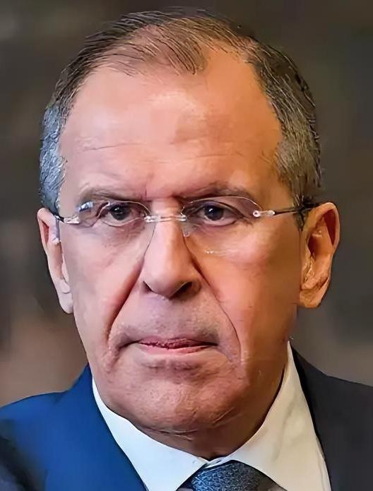 俄罗斯外交部长拉夫罗夫态度十分坚决：俄罗斯和美国就乌克兰问题谈判，欧洲最好别掺和