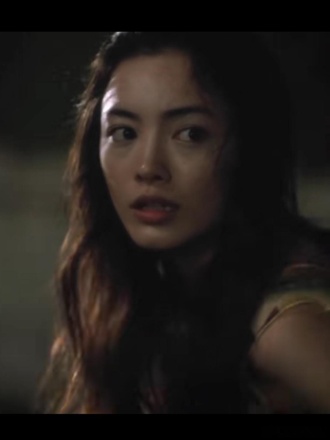 刷到仲间由纪惠近照，又想起她年轻时的神颜。演贞子时也美极了，她美貌是柔和又有英气