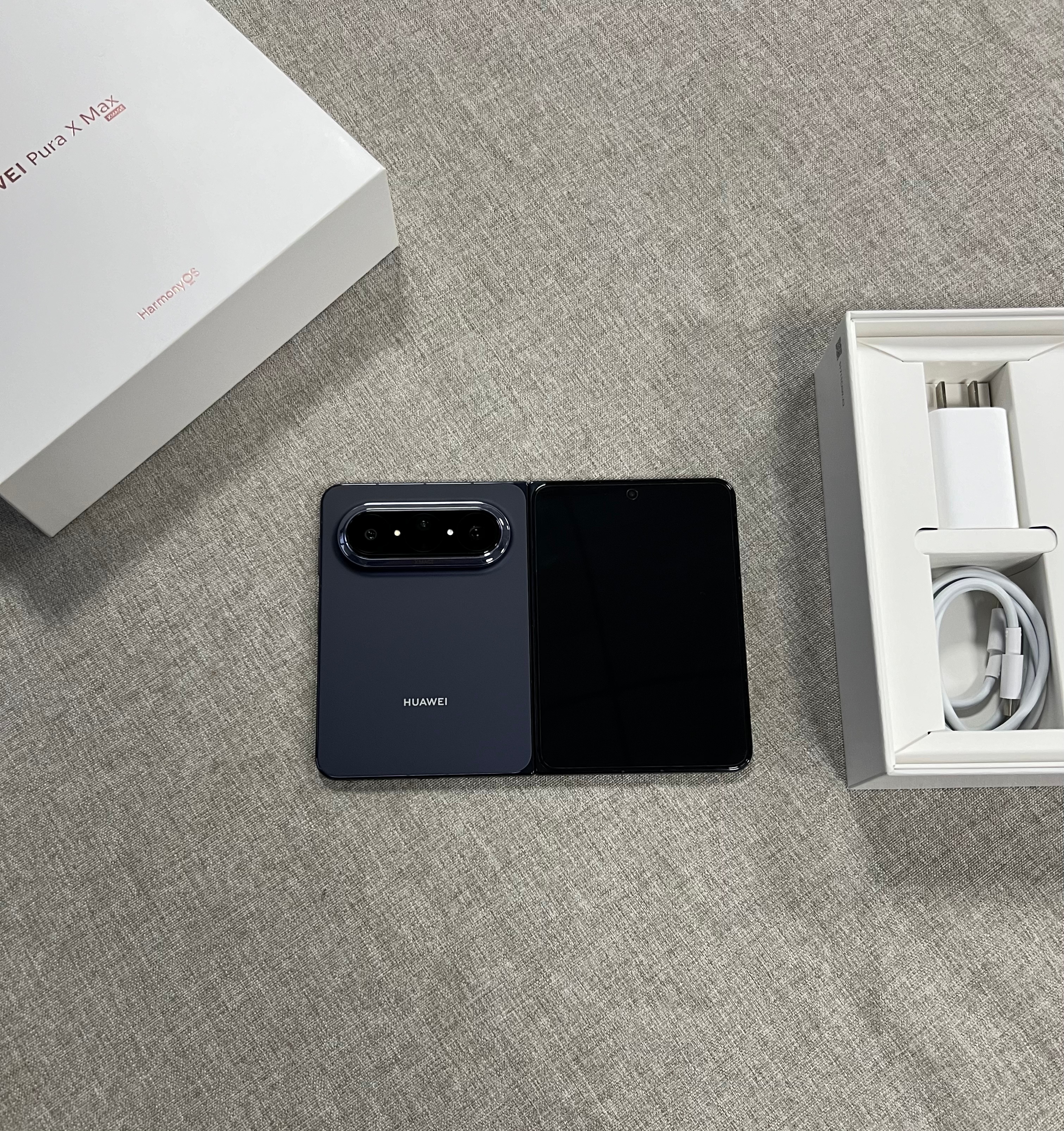 华为Pura X Max 12+512G 幻夜黑，99新全套，全国联保至2027