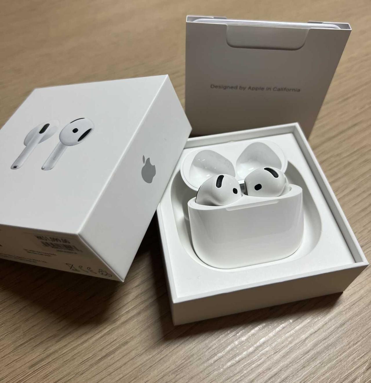 请把好看的壳甩我脸上🙏🏻
快点快点快点
AirPods5到了
我不想看它划掉