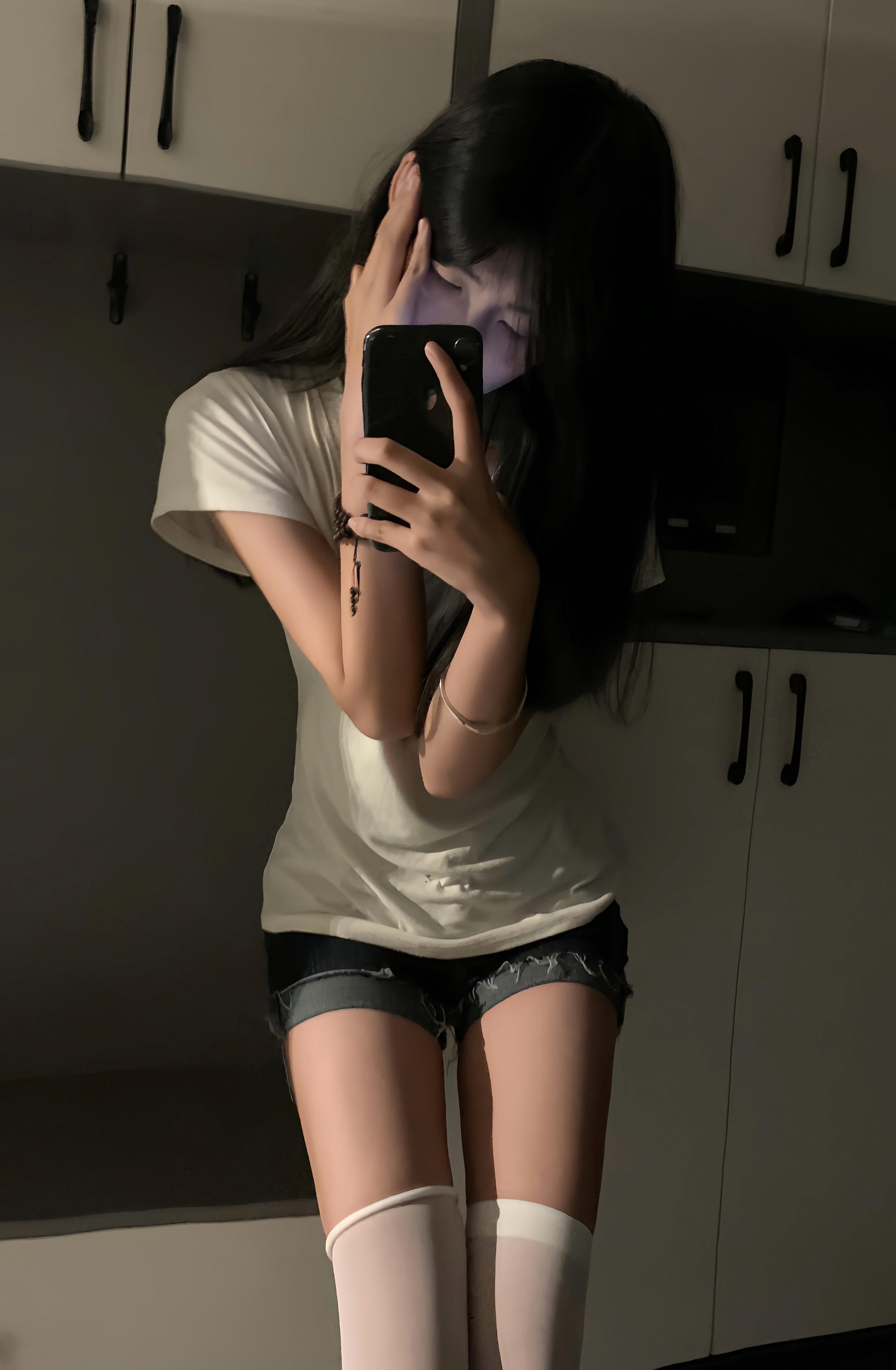 你公开的女生 竟然是之前我们因为她吵架的那个